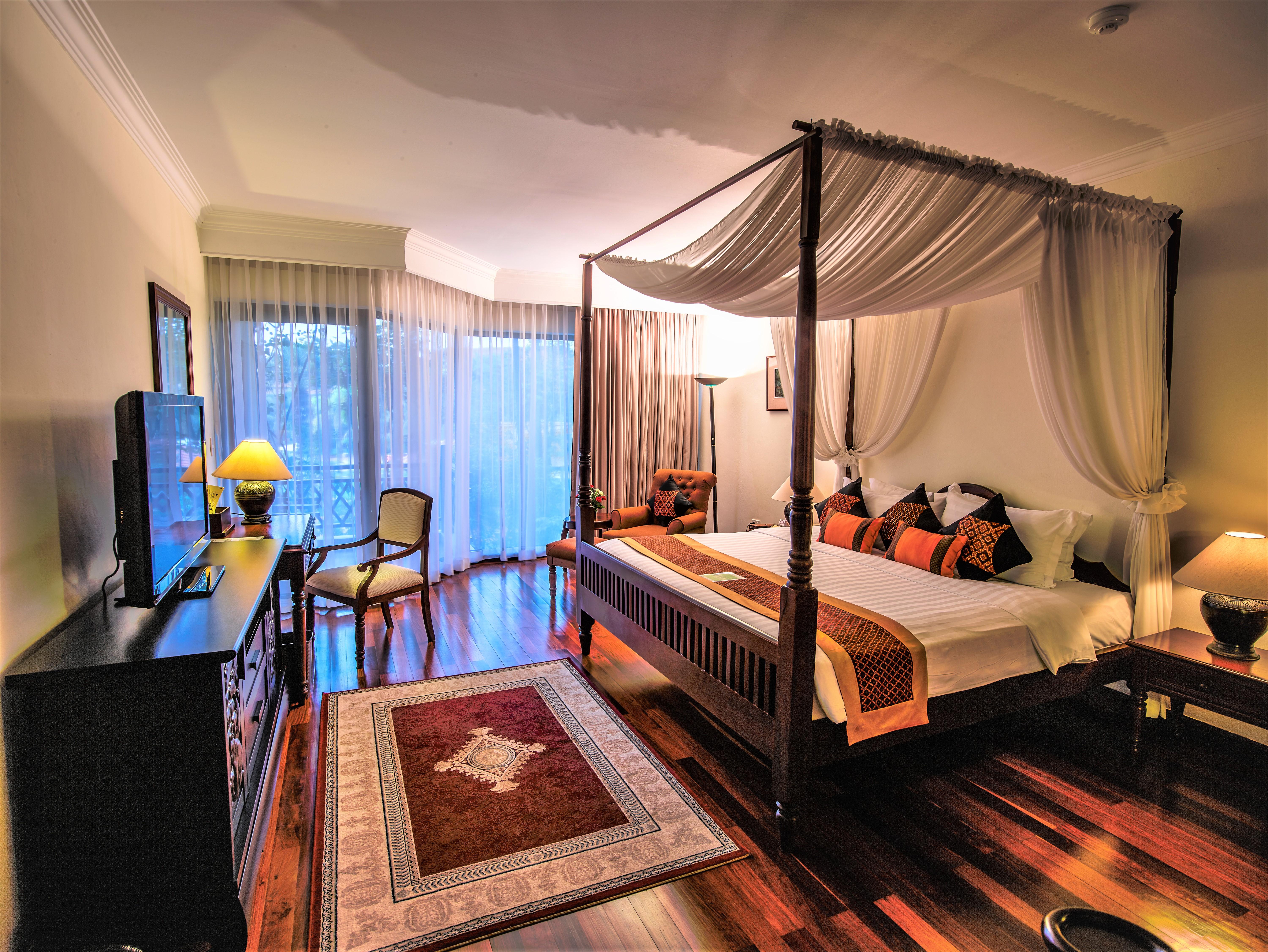 Angkor Palace & Hotel