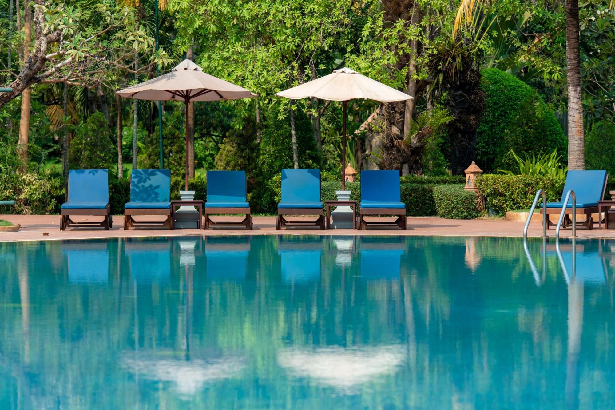 Angkor Palace & Siem Reap