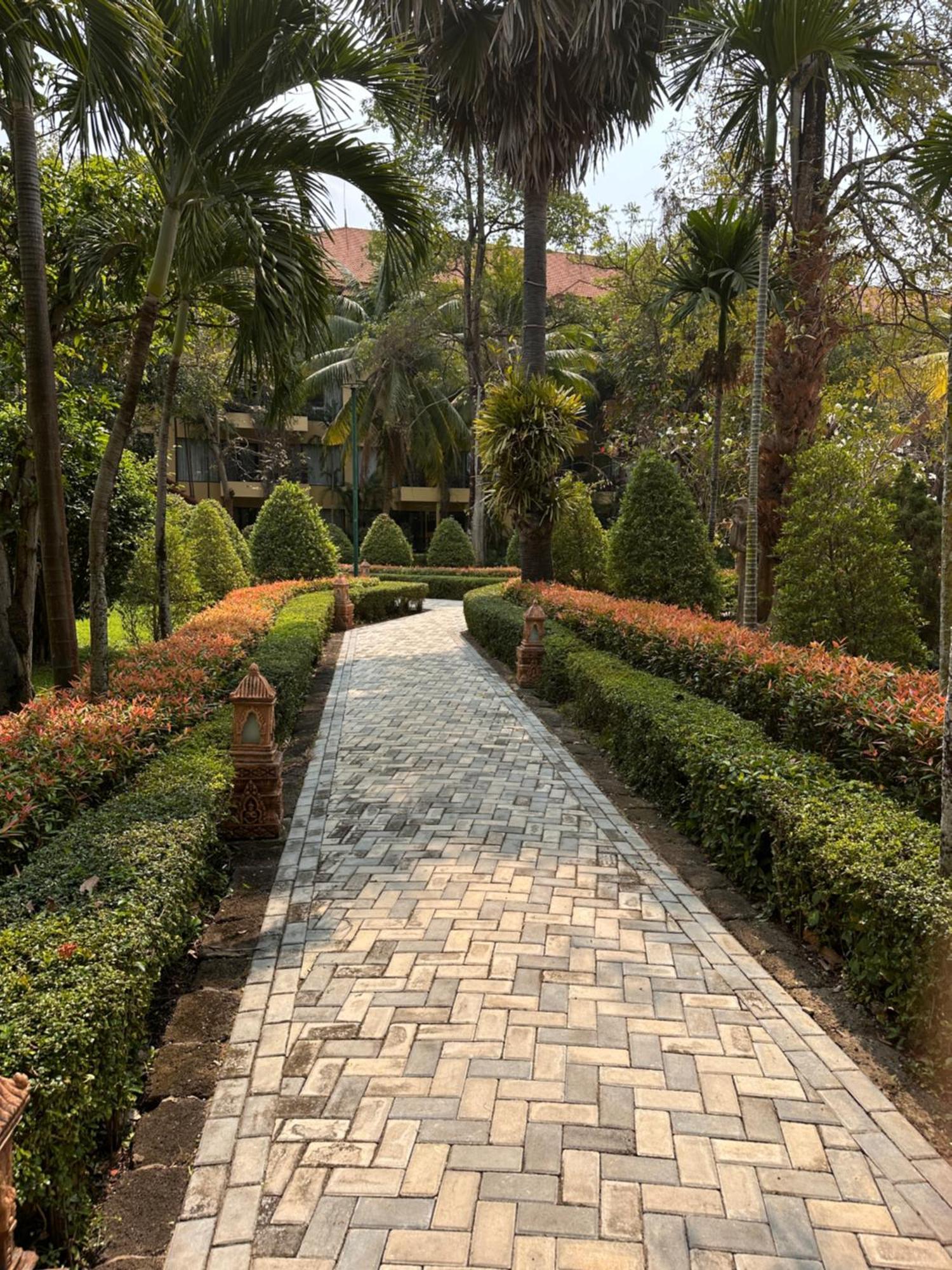 Angkor Palace & 5* Siem Reap